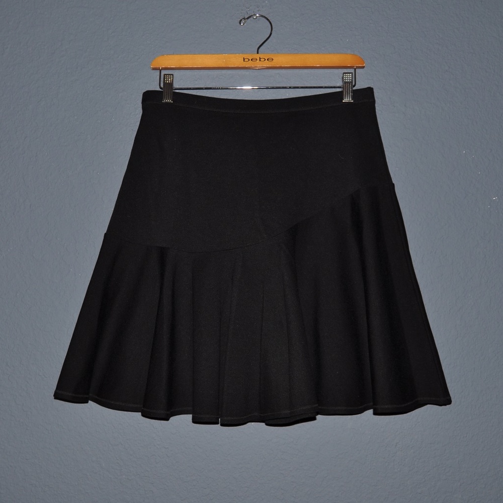 CABI #3098 Black Ponte Fit+Flare Skater Skirt sz 8 - Picture 9 of 10